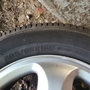 Vauxhall Vivaro- 16" alloys - Image 4