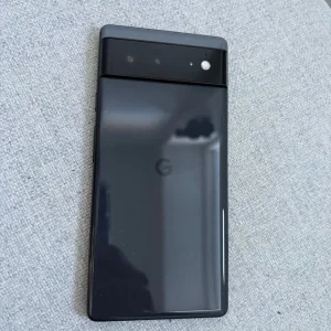 GOOGLE PIXEL 6 UNLOCKED - GREAT CONDITION - CAN DELIVER locally - Image 6