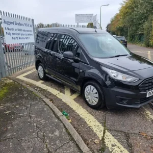 2018 Ford Transit Connect 220 BASE DCIV Combi Van Petrol Manual - Image 4