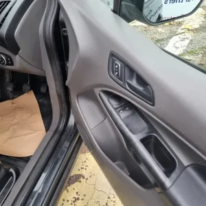 2018 Ford Transit Connect 220 BASE DCIV Combi Van Petrol Manual - Image 7