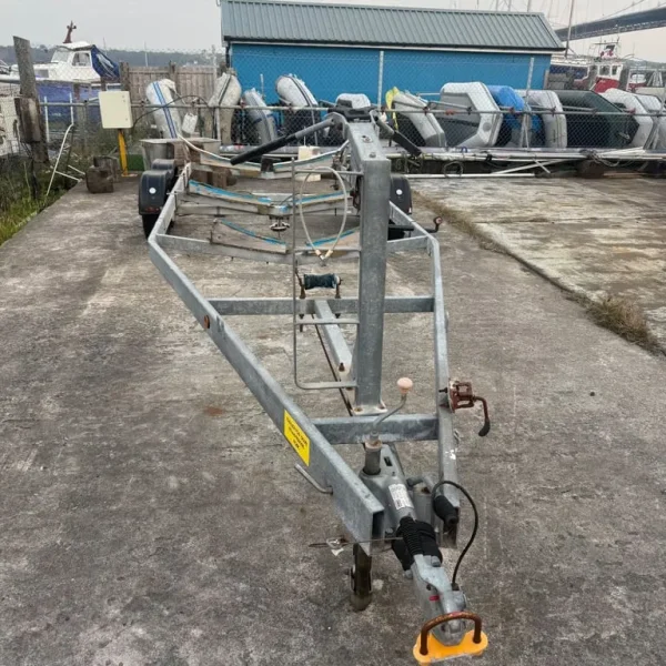Double axle braked boat trailer
