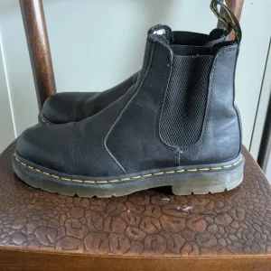 Mens Dr Martens Chelsea Boots 8 - Image 3