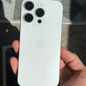 Apple iPhone 16 pro unlocked 100% 🔋 - Image 2