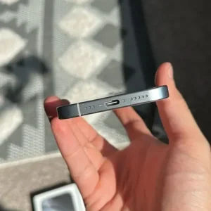 Apple iPhone 16 pro unlocked 100% 🔋 - Image 7