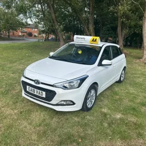 2018 Hyundai i20 1.2 SE Euro 6 5dr Hatchback Petrol Manual - Image 3