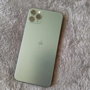 iPhone 11 Pro Max - Image 2