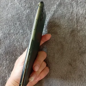 iPhone 11 Pro Max - Image 4