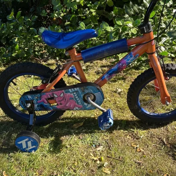 14 inch wheels Spiderman boys bike