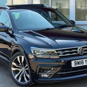 2018 Volkswagen Tiguan 2.0 TDI R-Line SUV 5dr Diesel DSG 4Motion Euro 6 (s/s) (190 ps) SUV Diesel... - Image 2