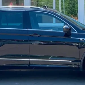 2018 Volkswagen Tiguan 2.0 TDI R-Line SUV 5dr Diesel DSG 4Motion Euro 6 (s/s) (190 ps) SUV Diesel... - Image 4