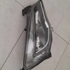 Vauxhall astra estate 2012 Headlight - Image 2