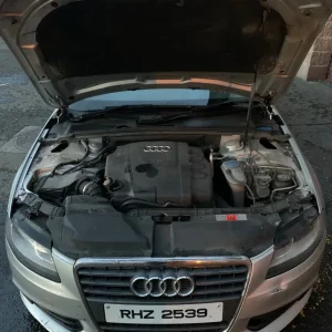 2010 Audi a4 2.0 Tdi breaking for parts only - Image 5