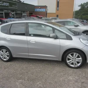 2015 Honda Jazz 1.4 i-VTEC ES Plus Hatchback 5dr Petrol CVT Euro 5 (99 ps) Hatchback Petrol Autom... - Image 3