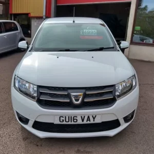 2016 Dacia Sandero LAUREATE TCE Hatchback Petrol Manual - Image 5