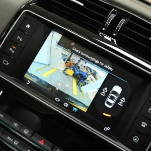 2015 Jaguar XE 2.0d Portfolio Saloon 4dr Diesel Auto Euro 6 (s/s) (180 ps) Saloon Diesel Automatic - Image 5