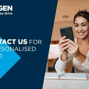 2017 Toyota Yaris 1.33 Dual VVT-i Design Euro 6 5dr HATCHBACK Petrol Manual - Image 3