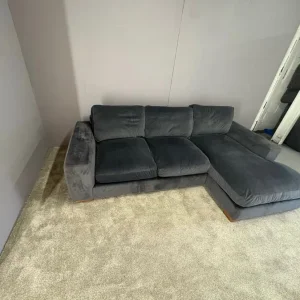 Grey right hand French velvet chaise sofa DELIVERY AVAILABLE - Image 4