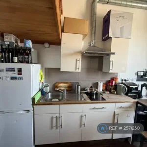 Studio flat in Edgware Road, London, NW2 (#2571250) - Image 3