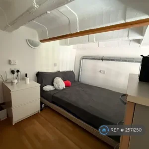 Studio flat in Edgware Road, London, NW2 (#2571250) - Image 6