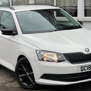 2018 Skoda Fabia 1.0 TSI SE Estate 5dr Petrol DSG Euro 6 (s/s) (110 ps) Estate Petrol Automatic - Image 3