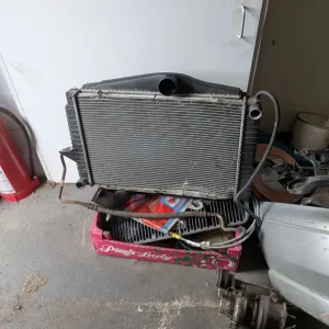 Volvo car parts - Image 2