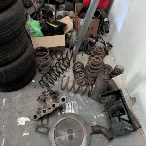 Volvo car parts - Image 7