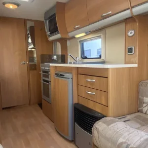 ace Jubilee 2009 3 berth caravan motor mover - Image 8