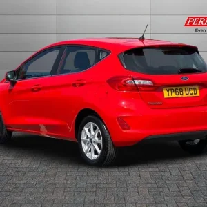 2018 Ford Fiesta 1.1 Zetec Navigation 5dr Hatchback PETROL Manual - Image 2