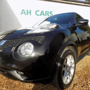 2016 Nissan Juke 1.2 DiG-T N-Connecta 5dr HATCHBACK Petrol Manual - Image 2