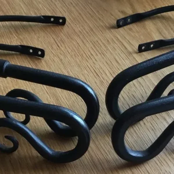 4 x Black Metal Curtain Holdbacks