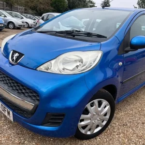 2010 Peugeot 107 1.0 12V Urban 2 Tronic Euro 4 3dr HATCHBACK Petrol Automatic - Image 3