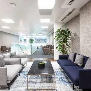 *Moorgate* Private Serviced Offices: Units from 2 to 55 desks for rent EC2 - Image 4