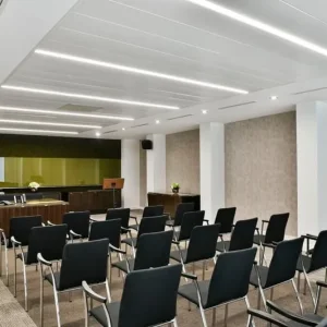 *Moorgate* Private Serviced Offices: Units from 2 to 55 desks for rent EC2 - Image 8