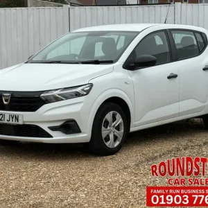 2021 Dacia Sandero ESSENTIAL TCE Hatchback Petrol Manual - Image 2