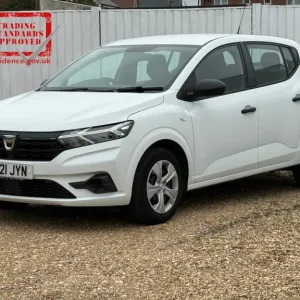 2021 Dacia Sandero ESSENTIAL TCE Hatchback Petrol Manual - Image 3
