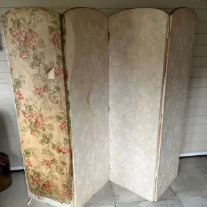Antique Four Fold Painted Silk? Room Divider Screen. (Project) - Image 4