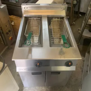 LINCAT OPUS GAS 2 TANK FRYER CATERING COMMERCIAL KITCHEN FAST FOOD SHOP - Image 2