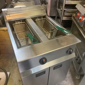 LINCAT OPUS GAS 2 TANK FRYER CATERING COMMERCIAL KITCHEN FAST FOOD SHOP - Image 4