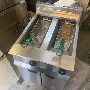 LINCAT OPUS GAS 2 TANK FRYER CATERING COMMERCIAL KITCHEN FAST FOOD SHOP - Image 5