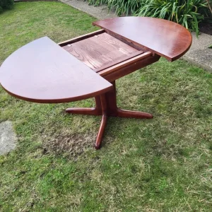 Gorgeous Mid Century Teak Dining Table Seats Up To 8 People - Image 2
