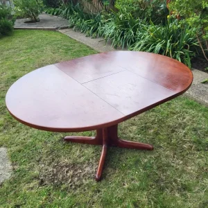 Gorgeous Mid Century Teak Dining Table Seats Up To 8 People - Image 5