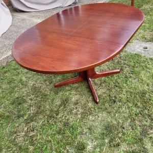 Gorgeous Mid Century Teak Dining Table Seats Up To 8 People - Image 6