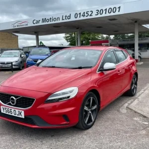2016 Volvo V40 D4 R-DESIGN NAV PLUS Hatchback Diesel Manual - Image 3