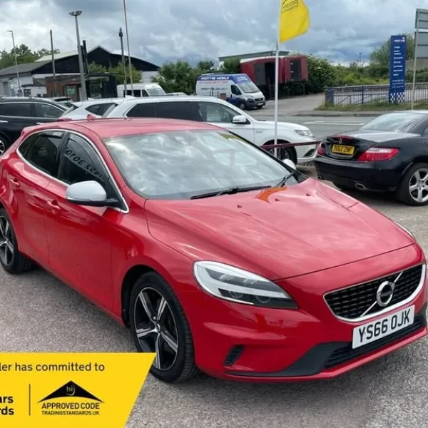 2016 Volvo V40 D4 R-DESIGN NAV PLUS Hatchback Diesel Manual