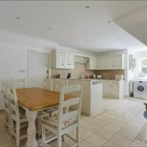 3 bedroom house in Church Road, Billericay, CM11 (3 bed) (#2583220) - Image 6