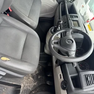 2018 Volkswagen Transporter Van T30 STARTLINE 2.0 TDI 102 NO VAT - Image 5
