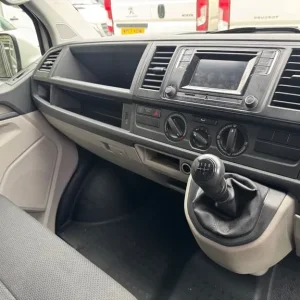 2018 Volkswagen Transporter Van T30 STARTLINE 2.0 TDI 102 NO VAT - Image 6