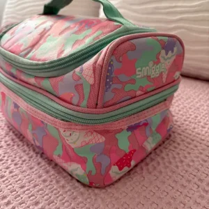 Smiggle Pink Lunchbox Used - Image 2