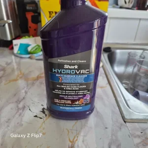 Shark hydrovac - Image 2