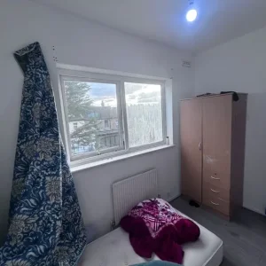 Box Room - Image 2